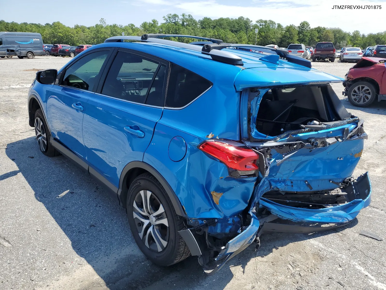 JTMZFREVXHJ701875 2017 Toyota Rav4 Le