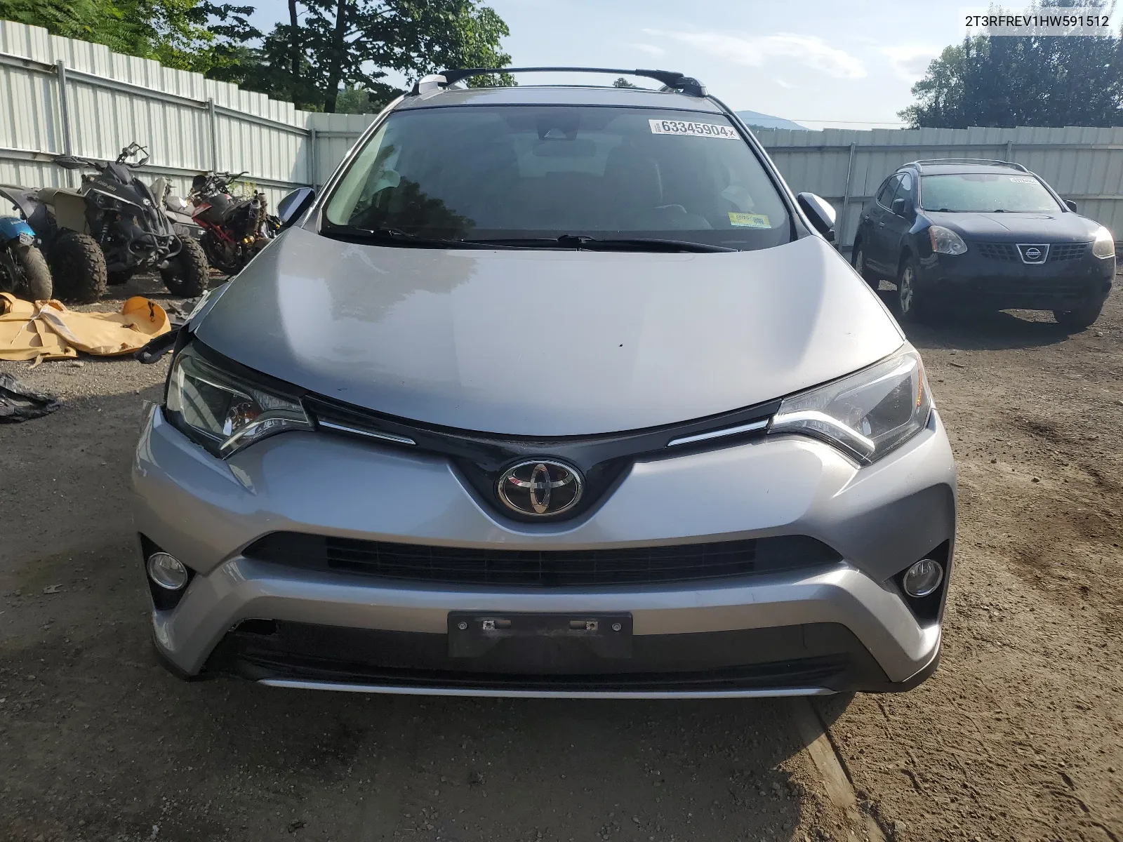 2T3RFREV1HW591512 2017 Toyota Rav4 Xle