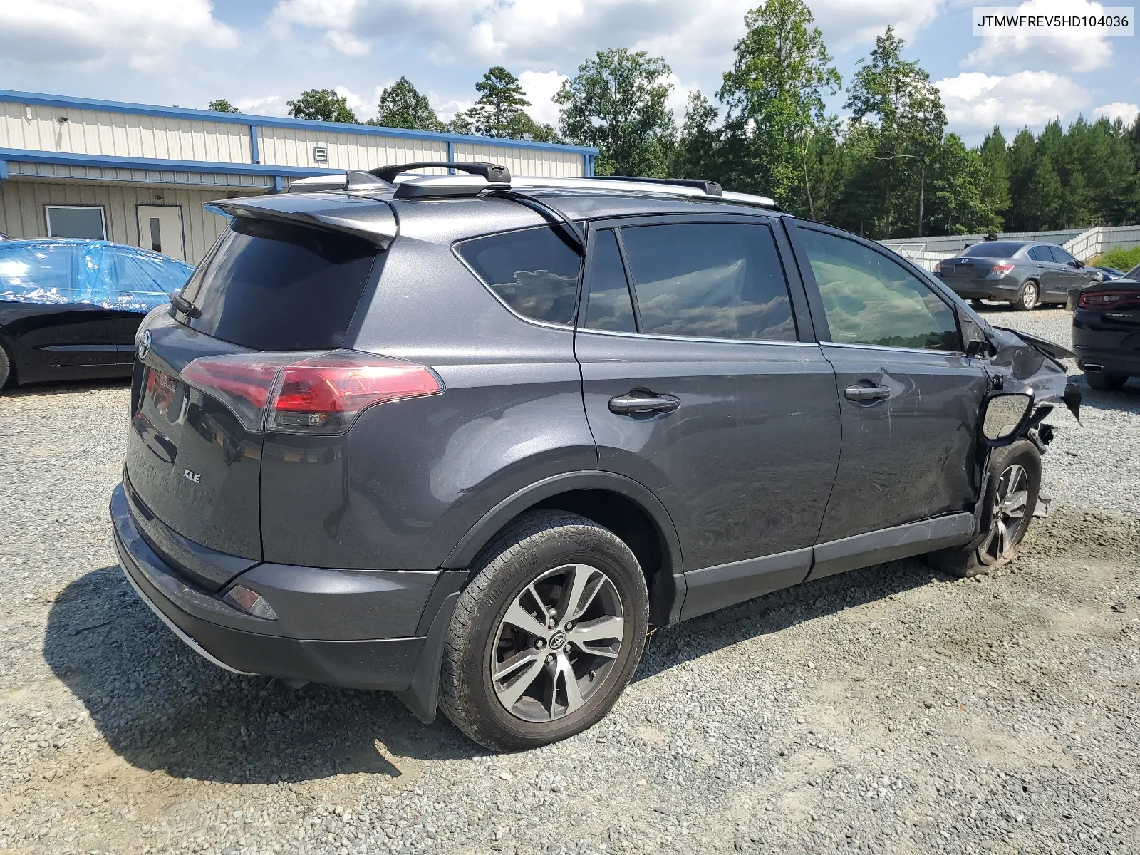 2017 Toyota Rav4 Xle VIN: JTMWFREV5HD104036 Lot: 63783044