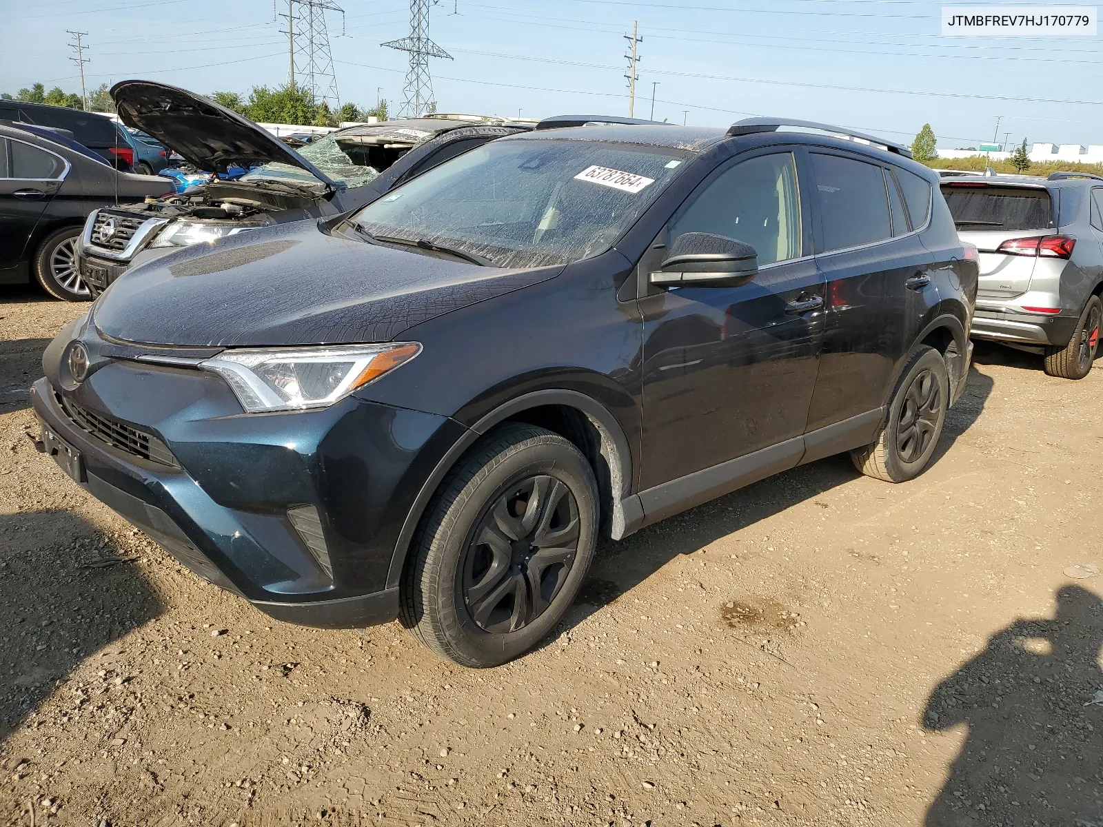 JTMBFREV7HJ170779 2017 Toyota Rav4 Le