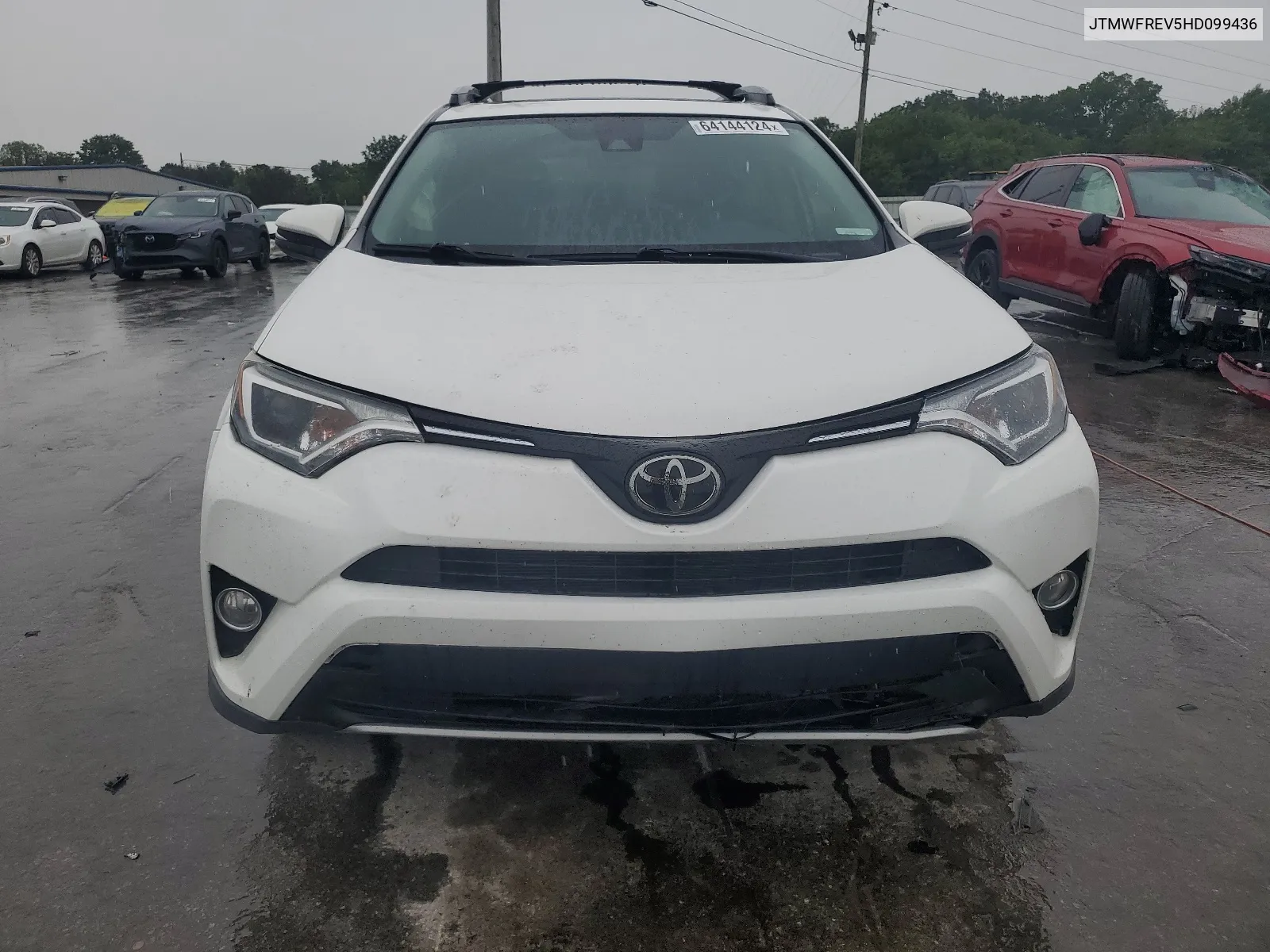 JTMWFREV5HD099436 2017 Toyota Rav4 Xle