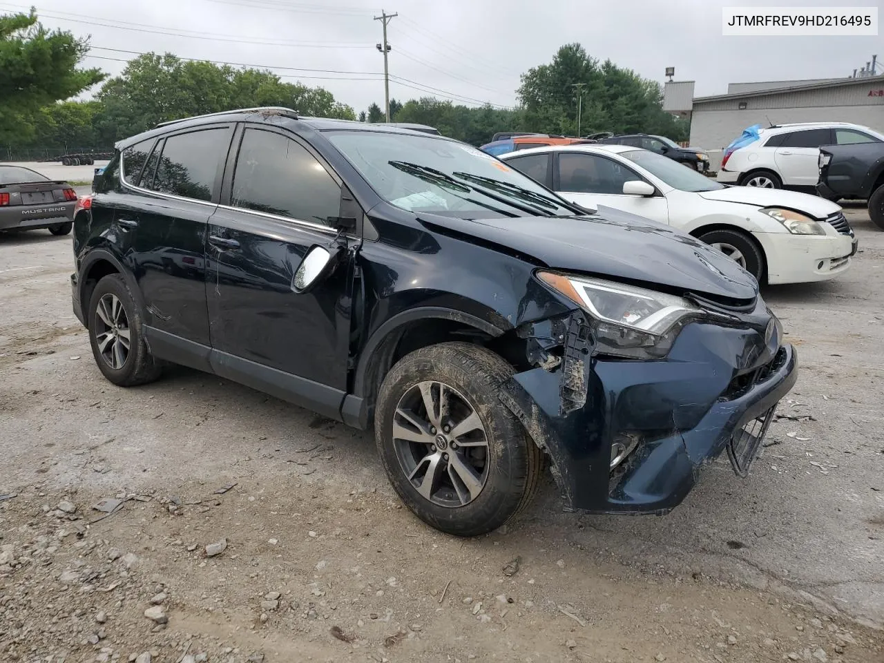 2017 Toyota Rav4 Xle VIN: JTMRFREV9HD216495 Lot: 64364554