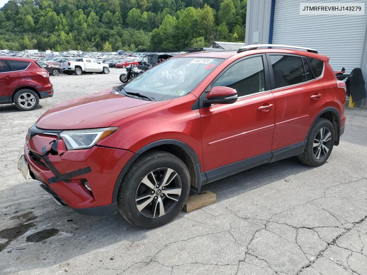 2017 Toyota Rav4 Xle VIN: JTMRFREV8HJ143279 Lot: 64627924