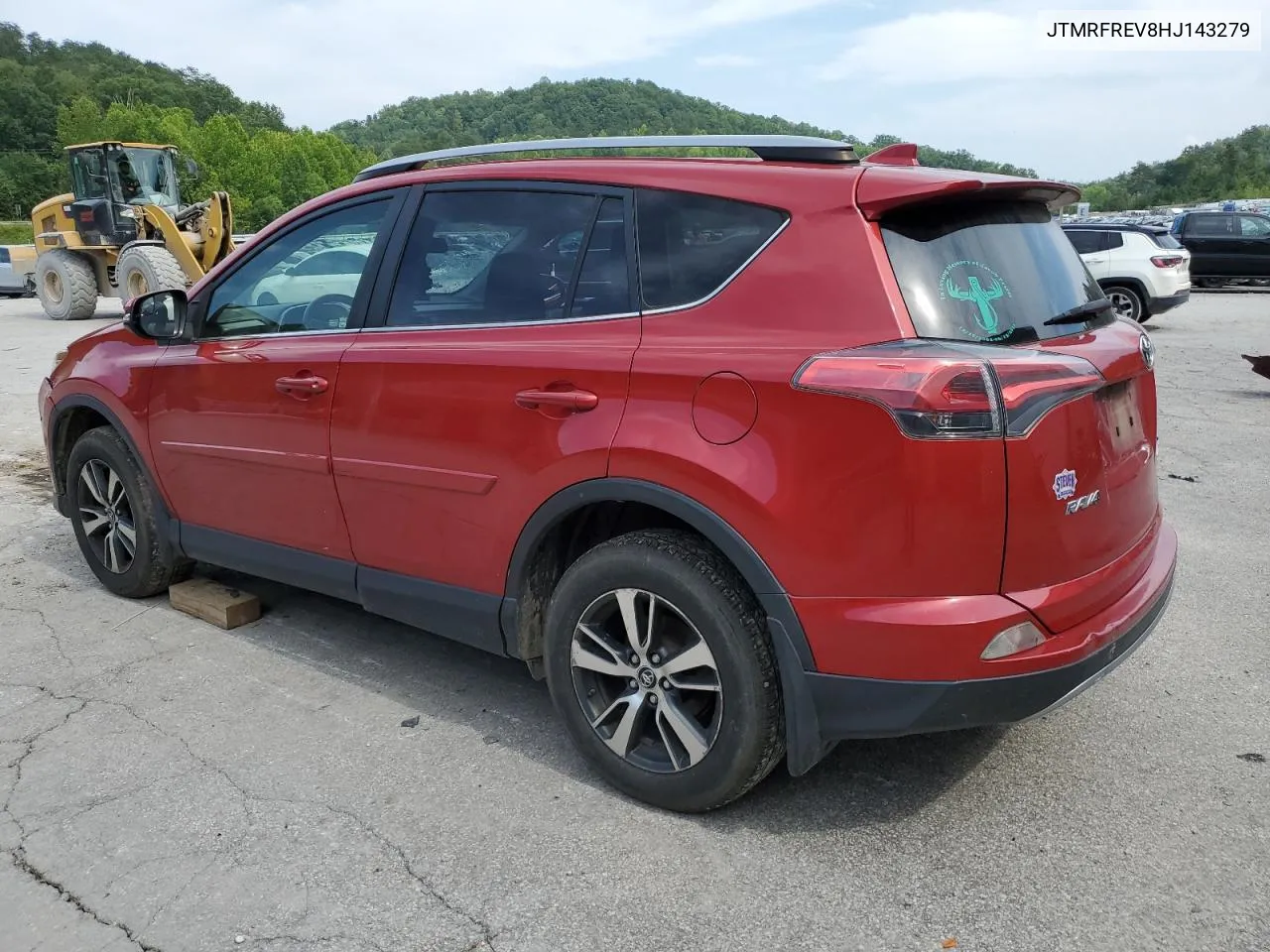 2017 Toyota Rav4 Xle VIN: JTMRFREV8HJ143279 Lot: 64627924