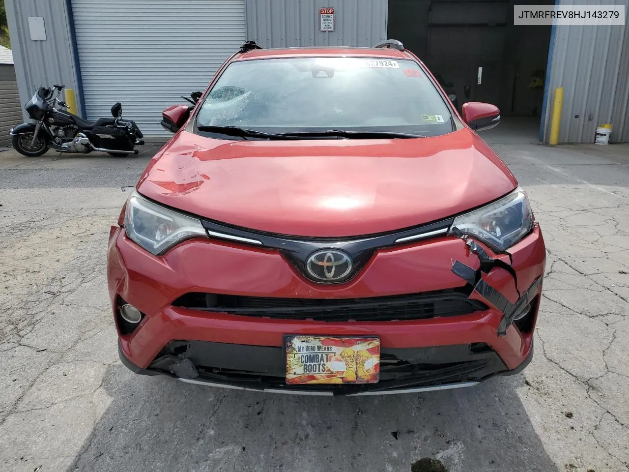 2017 Toyota Rav4 Xle VIN: JTMRFREV8HJ143279 Lot: 64627924