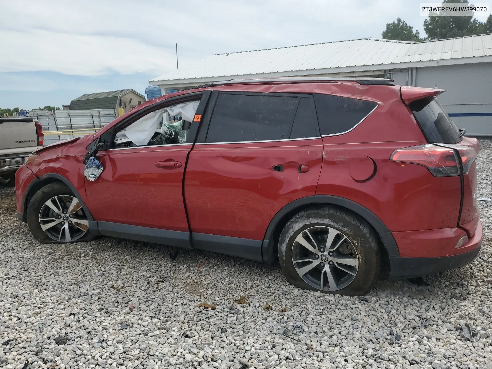 2017 Toyota Rav4 Xle VIN: 2T3WFREV6HW399070 Lot: 65606344