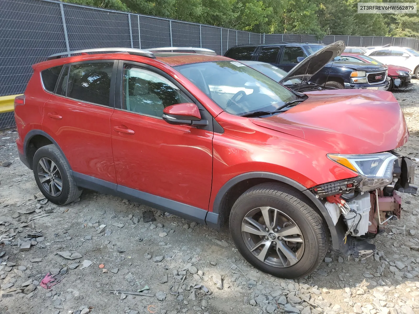 2T3RFREV6HW662879 2017 Toyota Rav4 Xle