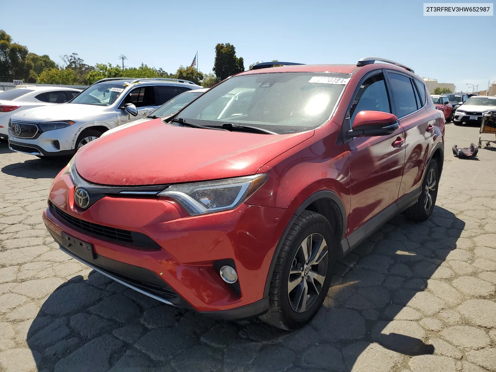 2017 Toyota Rav4 Xle VIN: 2T3RFREV3HW652987 Lot: 66020784