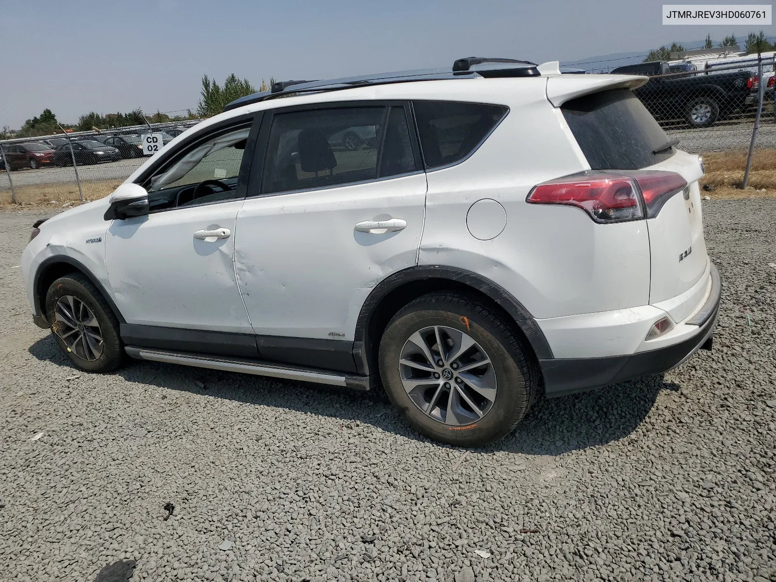 JTMRJREV3HD060761 2017 Toyota Rav4 Hv Le