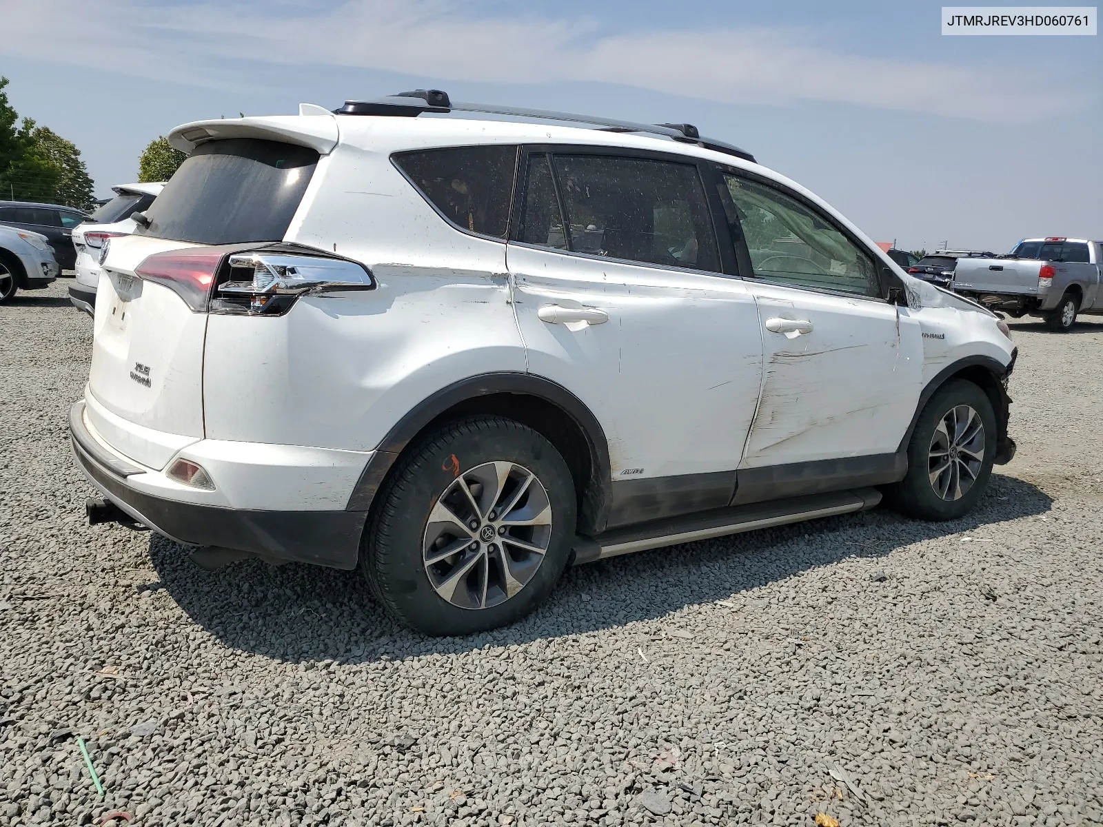 JTMRJREV3HD060761 2017 Toyota Rav4 Hv Le