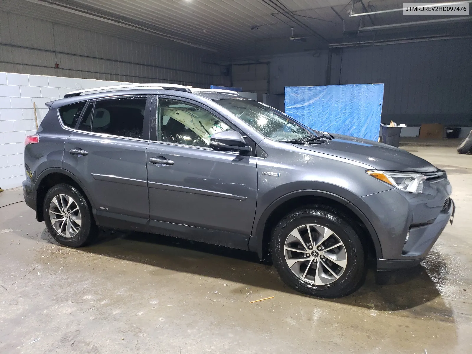 2017 Toyota Rav4 Hv Le VIN: JTMRJREV2HD097476 Lot: 66868124