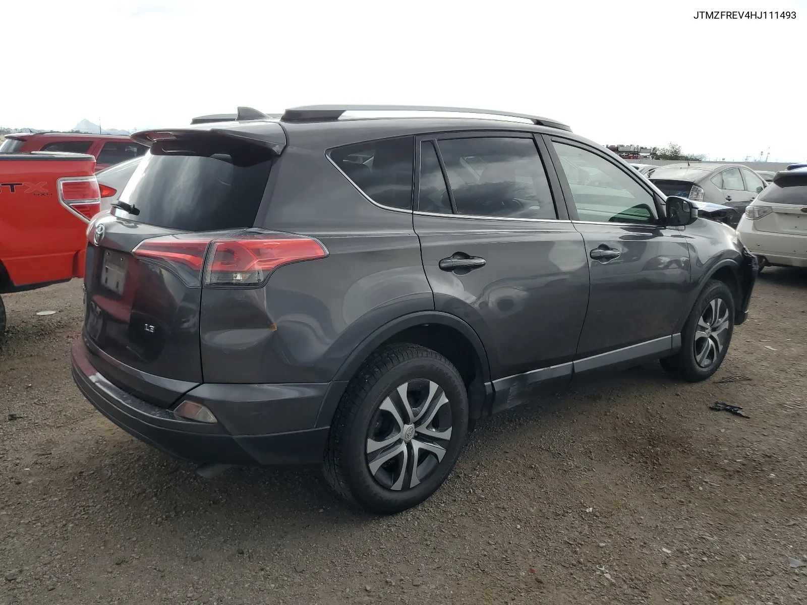 JTMZFREV4HJ111493 2017 Toyota Rav4 Le