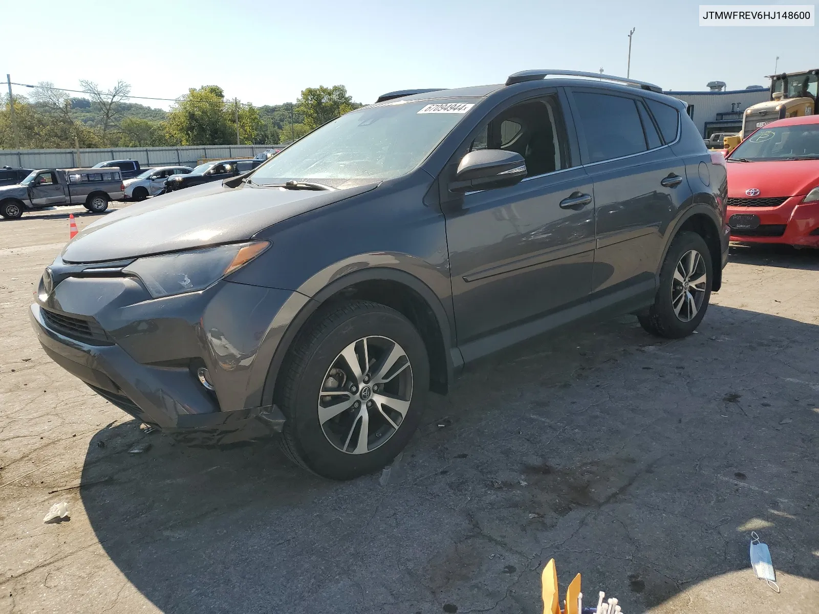 2017 Toyota Rav4 Xle VIN: JTMWFREV6HJ148600 Lot: 67094944