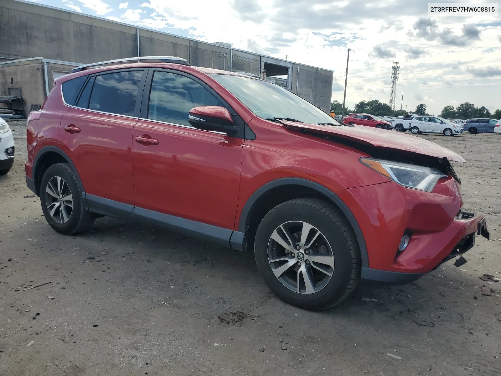 2017 Toyota Rav4 Xle VIN: 2T3RFREV7HW608815 Lot: 67243944