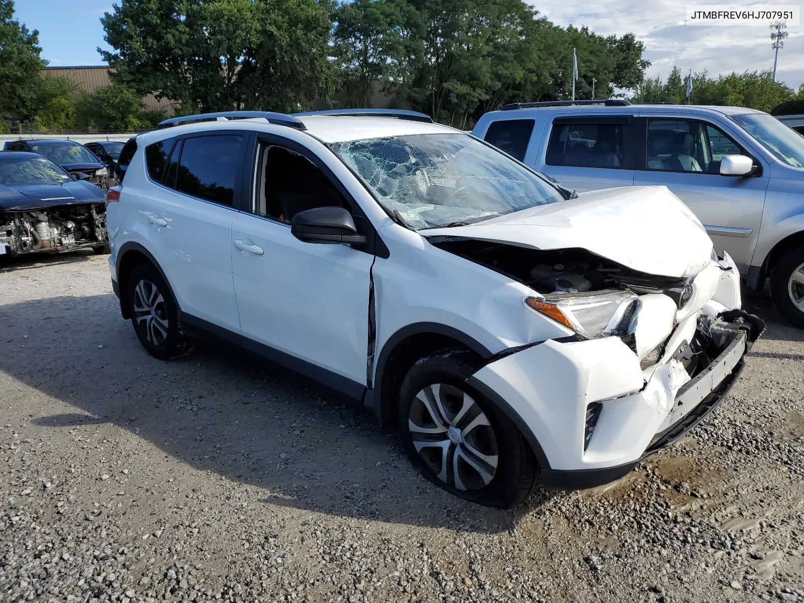 2017 Toyota Rav4 Le VIN: JTMBFREV6HJ707951 Lot: 67652234