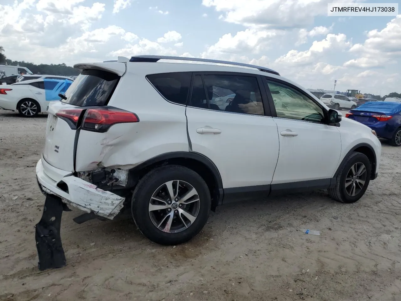 JTMRFREV4HJ173038 2017 Toyota Rav4 Xle