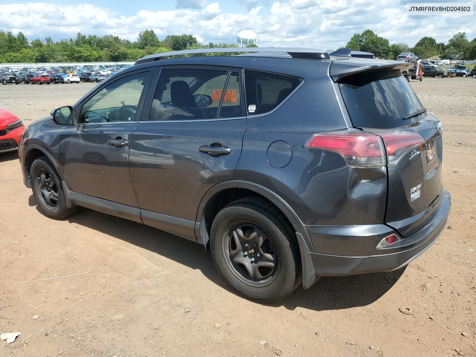 JTMRFREV8HD204502 2017 Toyota Rav4 Xle