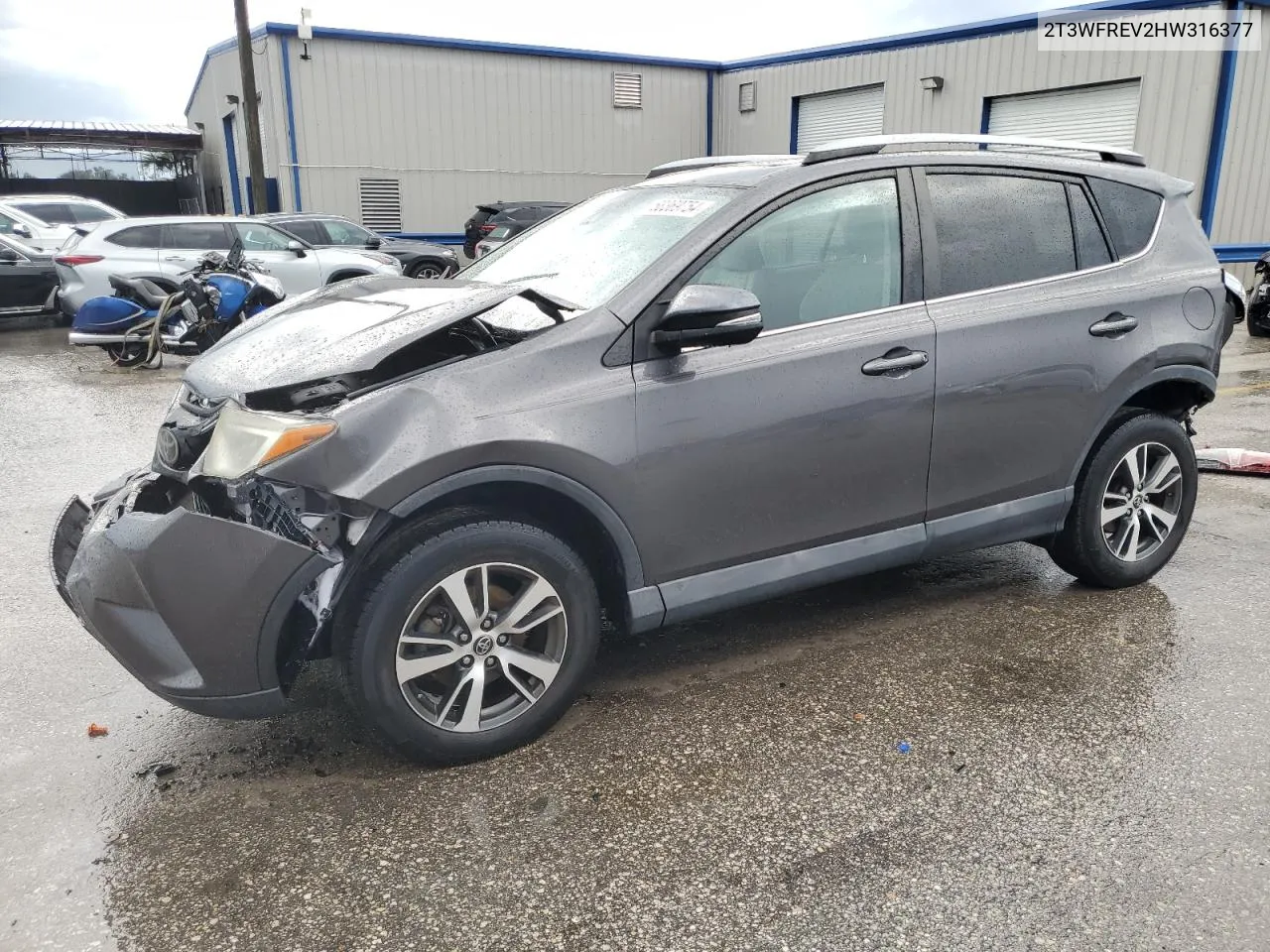 2017 Toyota Rav4 Xle VIN: 2T3WFREV2HW316377 Lot: 68369754