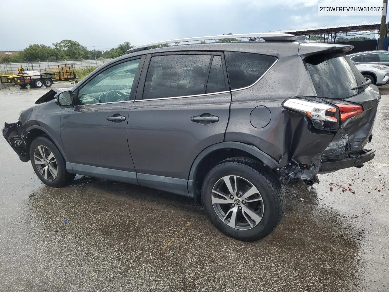 2T3WFREV2HW316377 2017 Toyota Rav4 Xle