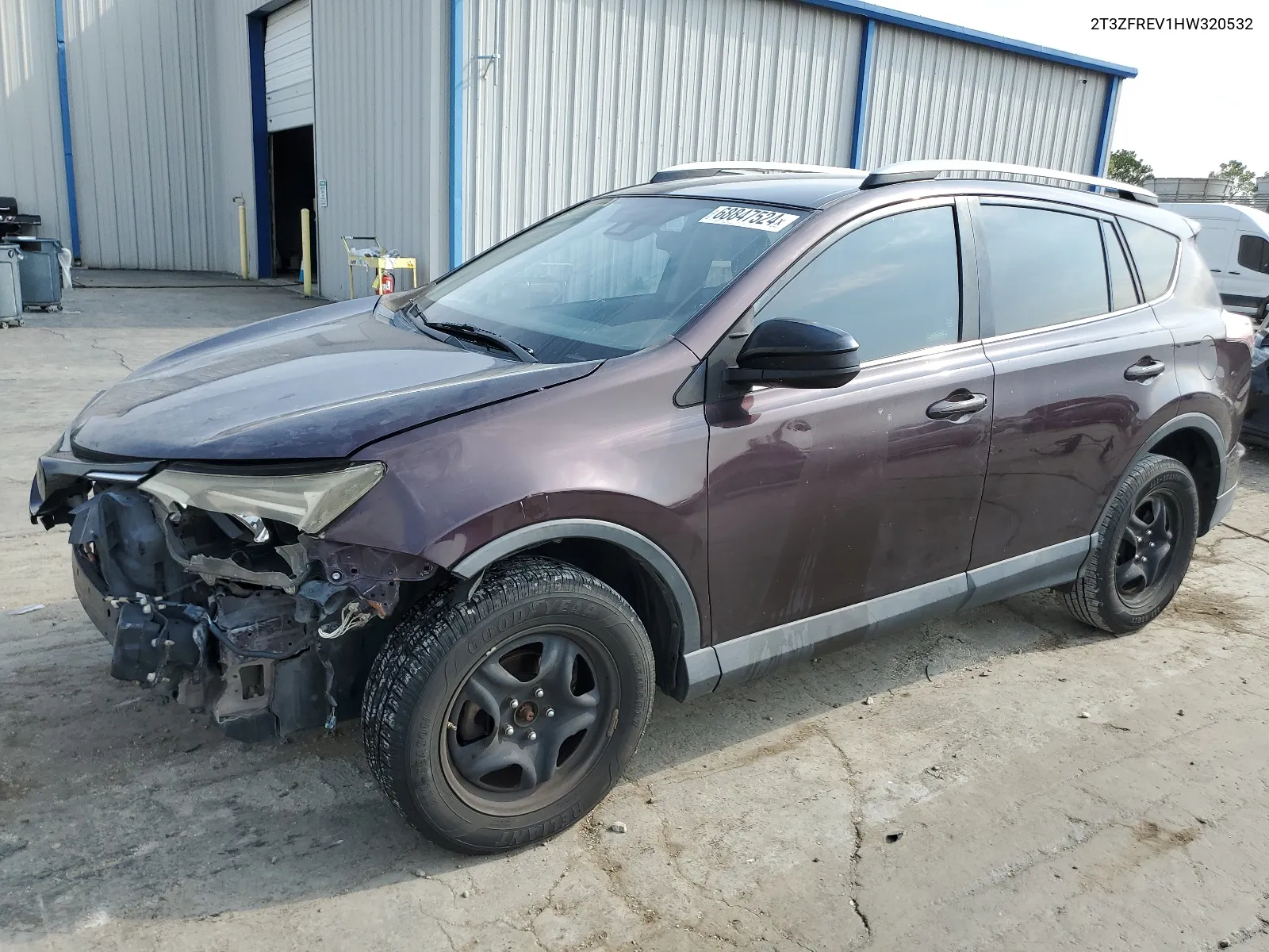 2T3ZFREV1HW320532 2017 Toyota Rav4 Le