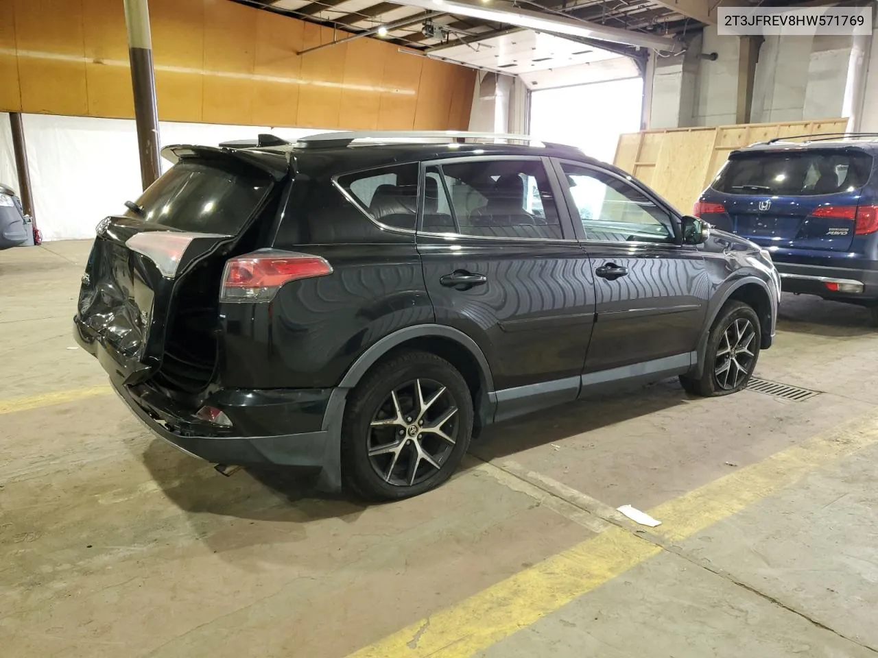 2T3JFREV8HW571769 2017 Toyota Rav4 Se