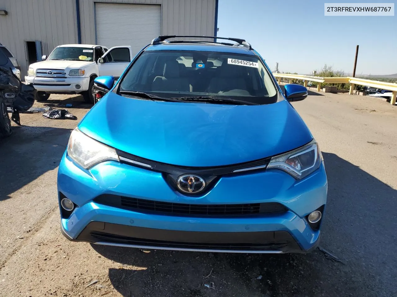 2017 Toyota Rav4 Xle VIN: 2T3RFREVXHW687767 Lot: 68945254