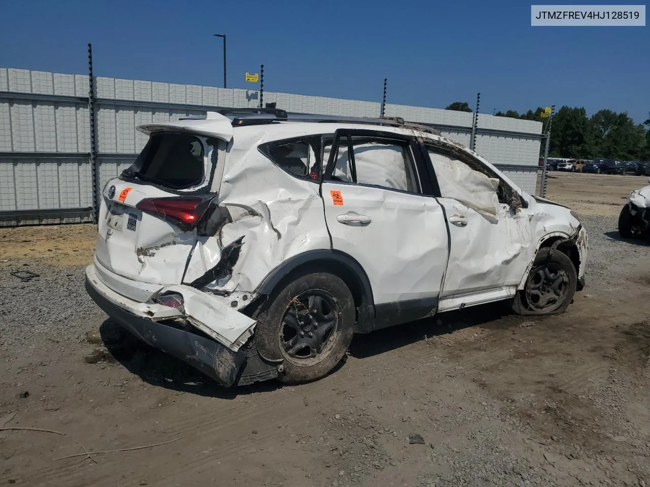 JTMZFREV4HJ128519 2017 Toyota Rav4 Le