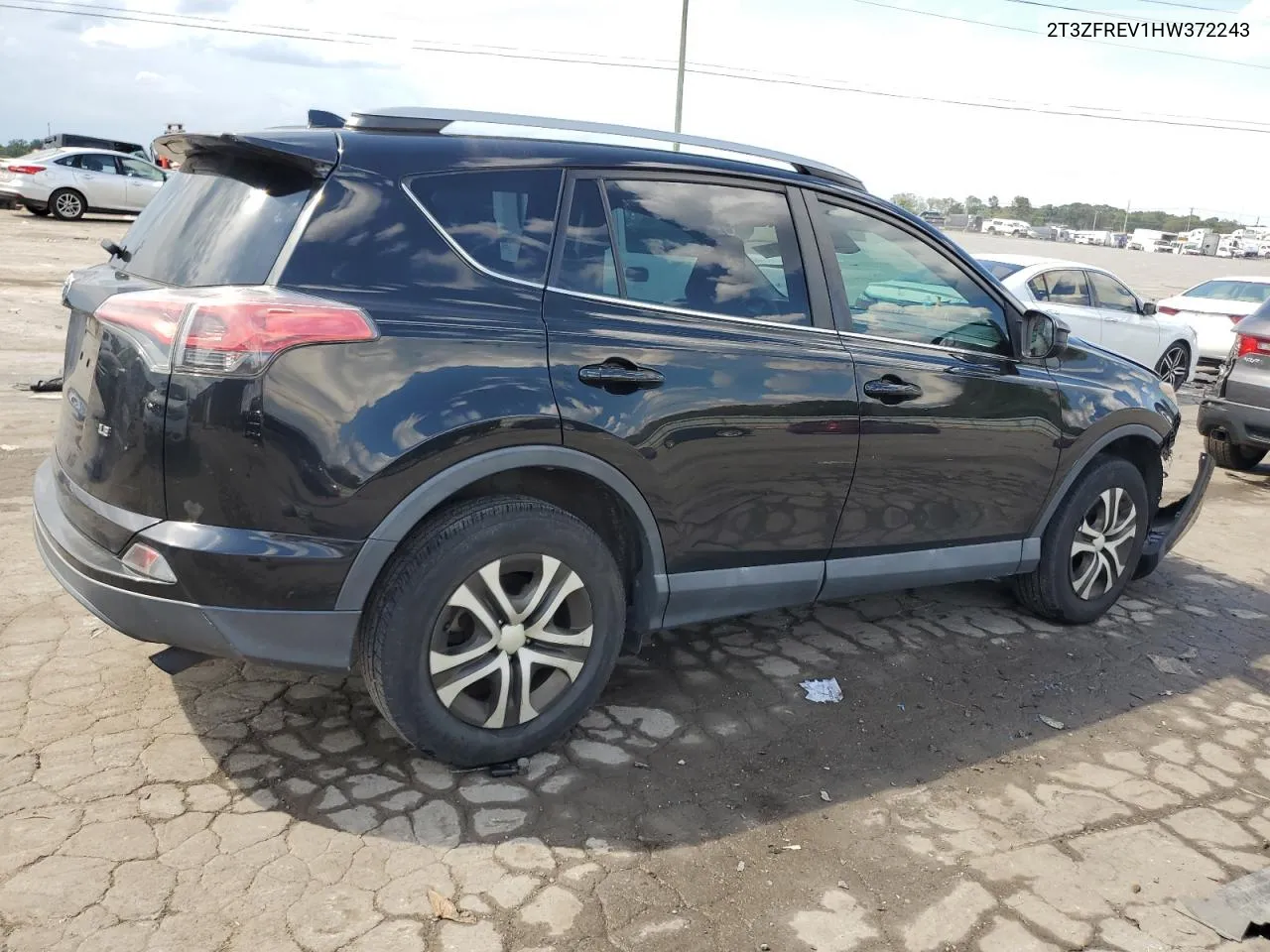 2T3ZFREV1HW372243 2017 Toyota Rav4 Le