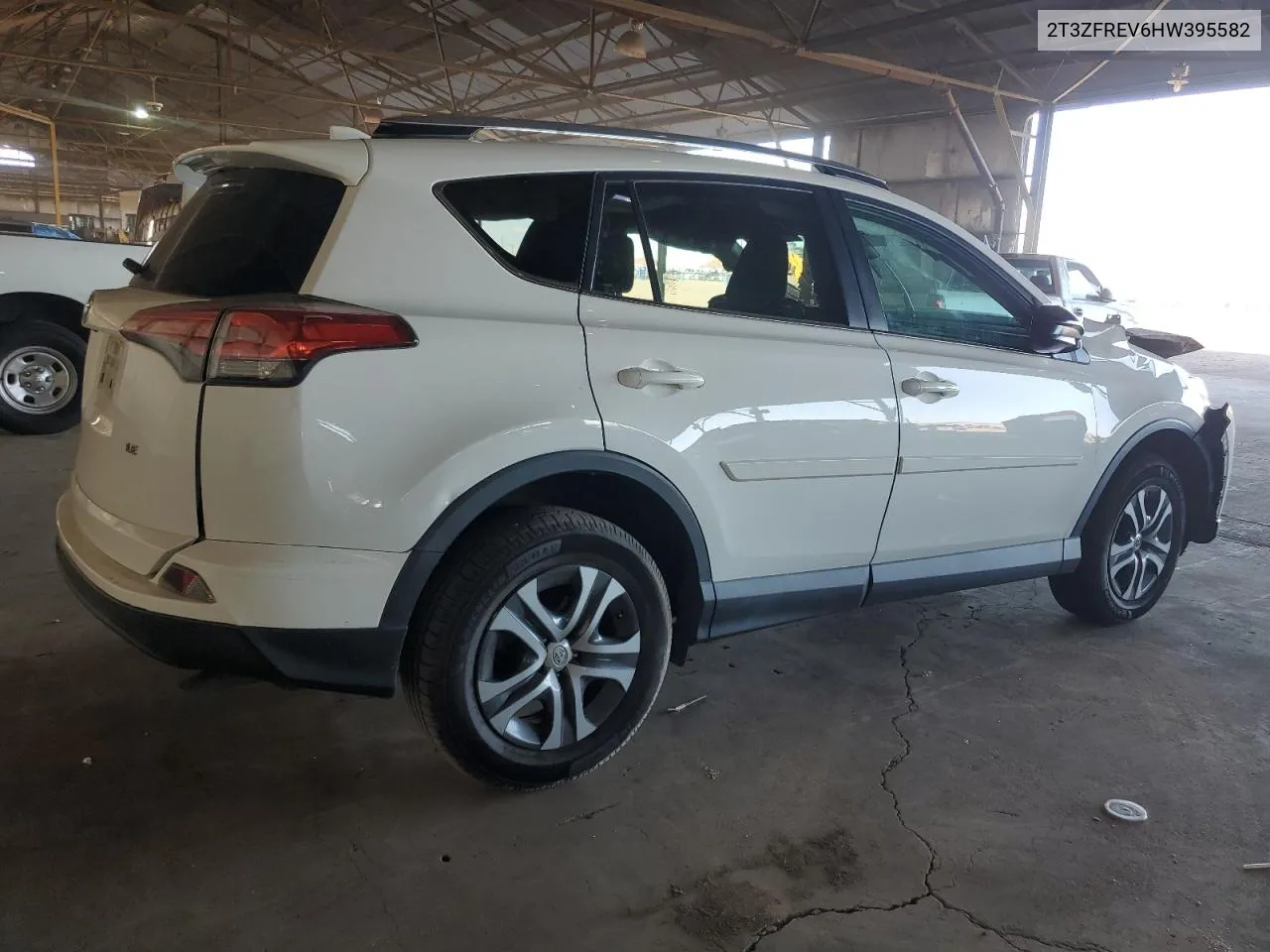 2T3ZFREV6HW395582 2017 Toyota Rav4 Le