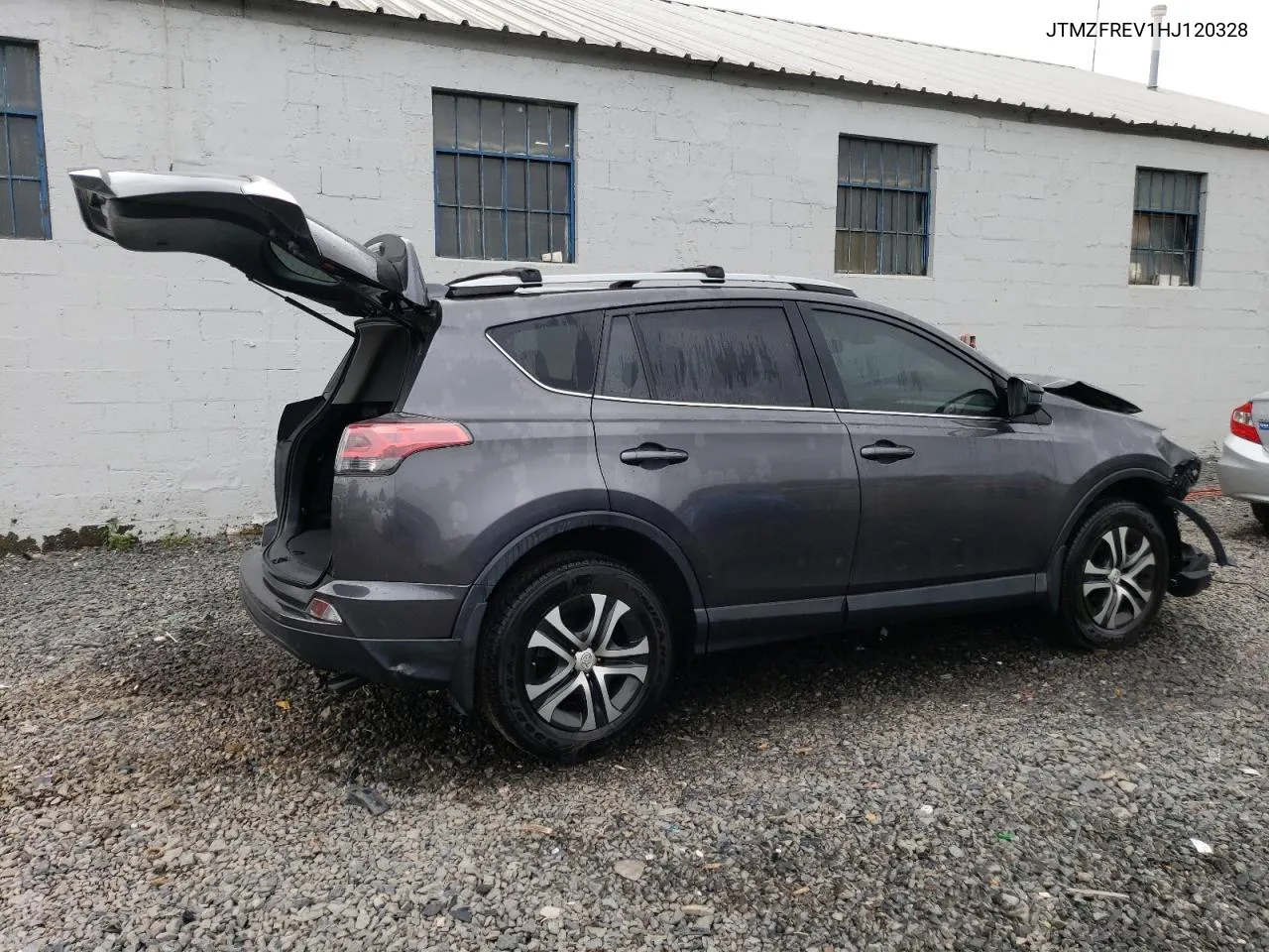 JTMZFREV1HJ120328 2017 Toyota Rav4 Le