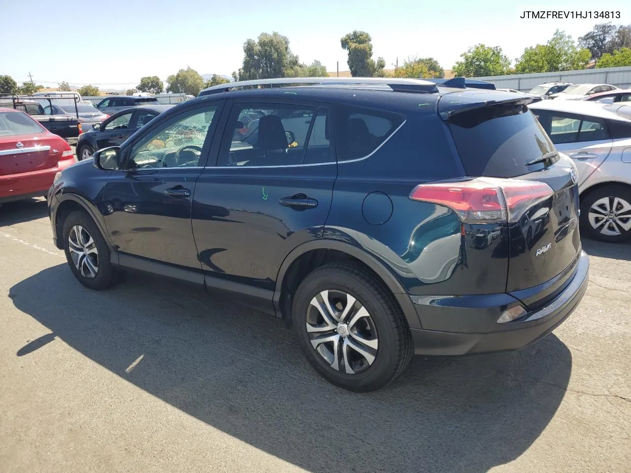 JTMZFREV1HJ134813 2017 Toyota Rav4 Le