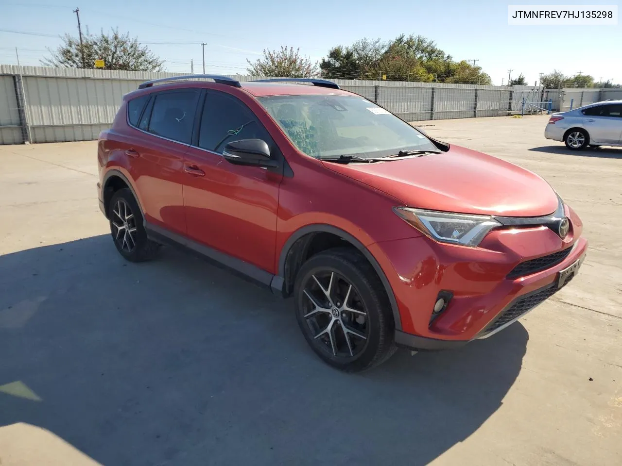 JTMNFREV7HJ135298 2017 Toyota Rav4 Se