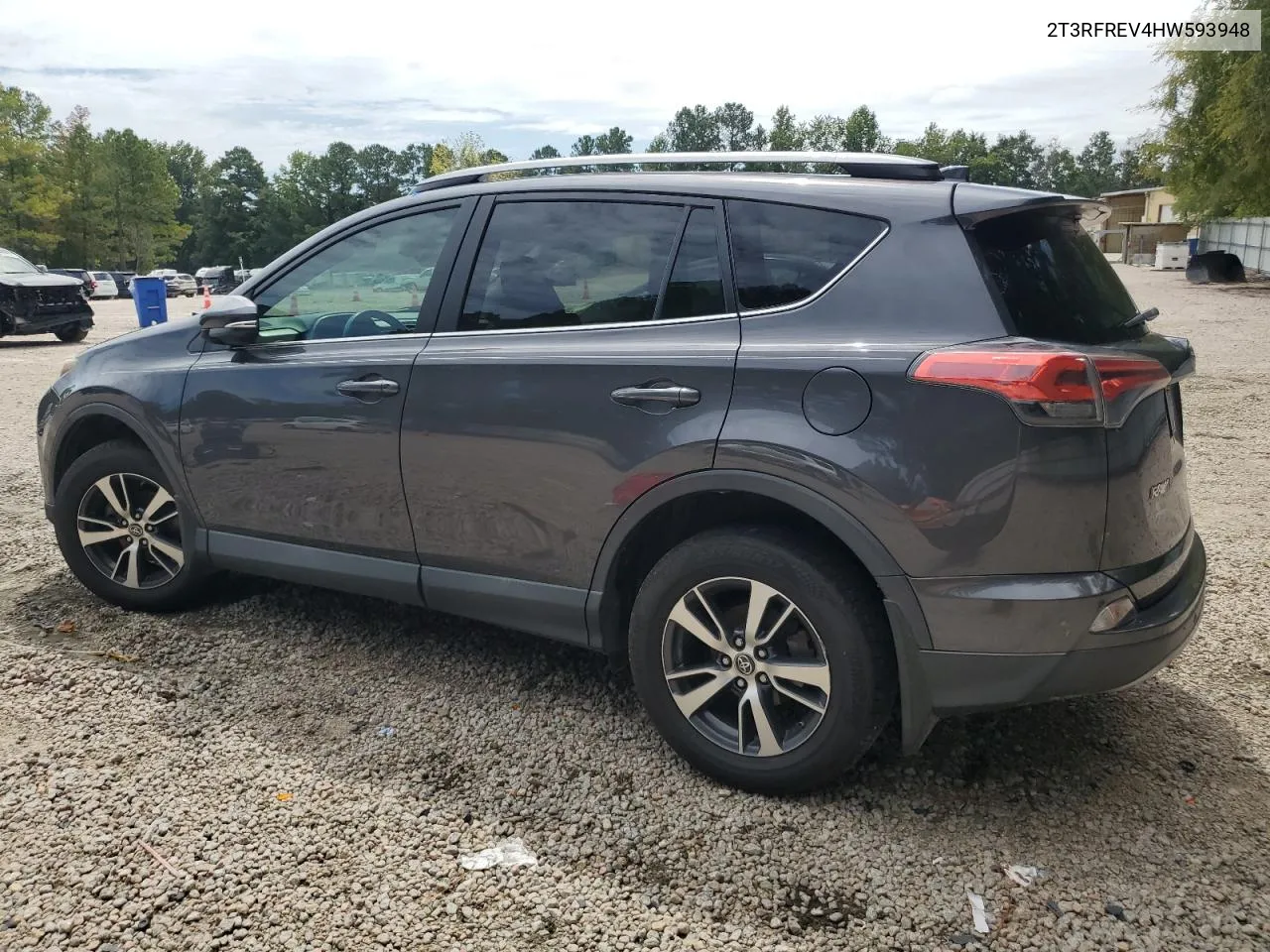 2017 Toyota Rav4 Xle VIN: 2T3RFREV4HW593948 Lot: 70092524