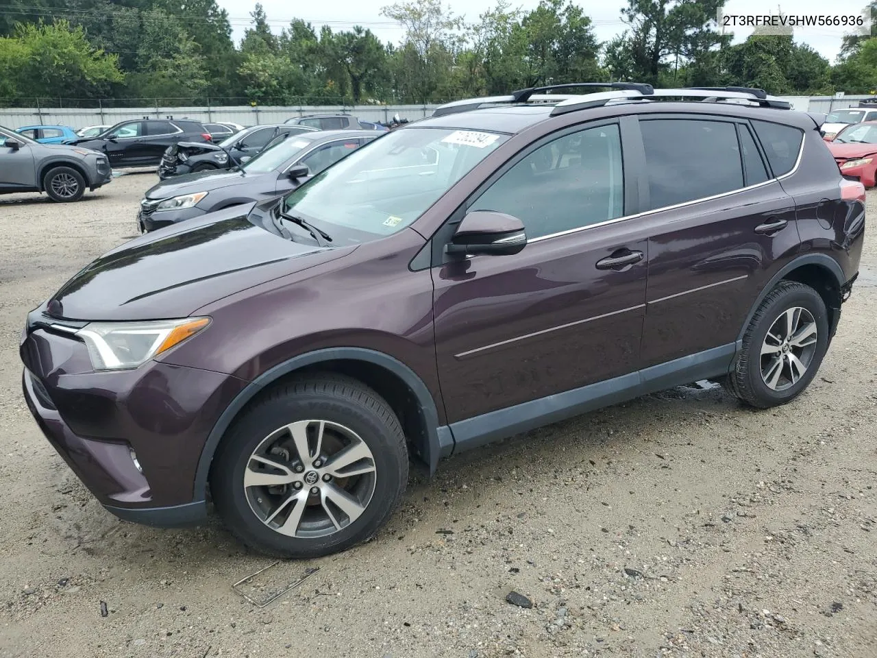 2T3RFREV5HW566936 2017 Toyota Rav4 Xle