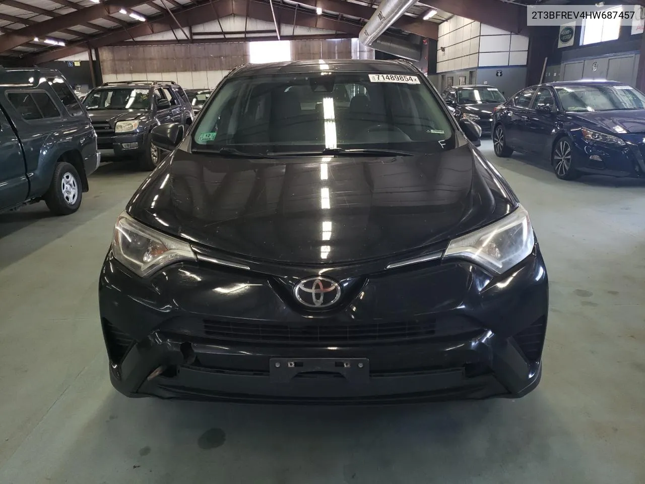 2017 Toyota Rav4 Le VIN: 2T3BFREV4HW687457 Lot: 71489854