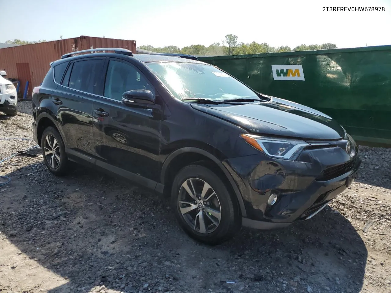 2T3RFREV0HW678978 2017 Toyota Rav4 Xle