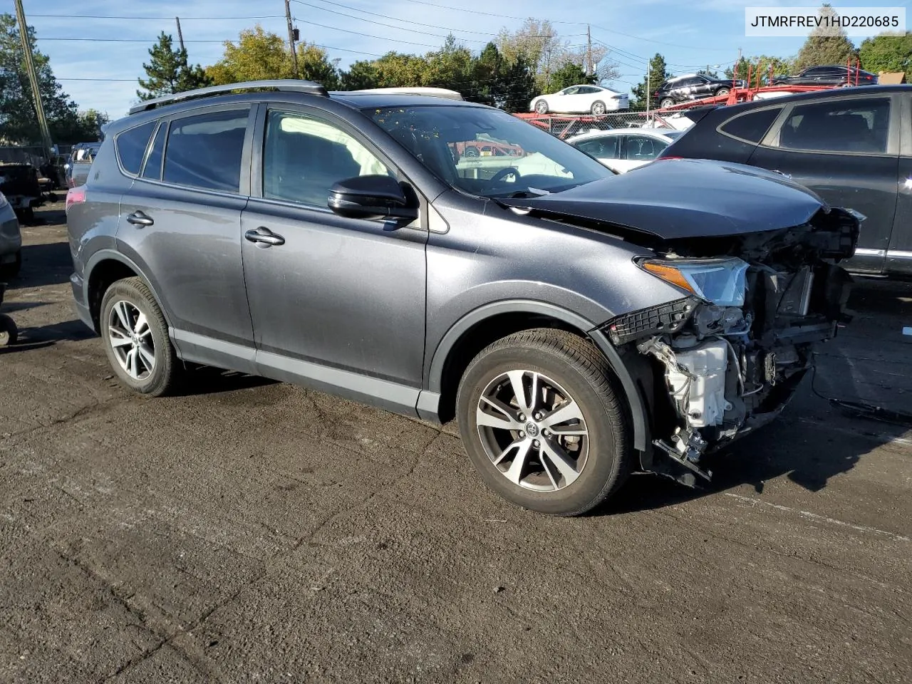 2017 Toyota Rav4 Xle VIN: JTMRFREV1HD220685 Lot: 72539854