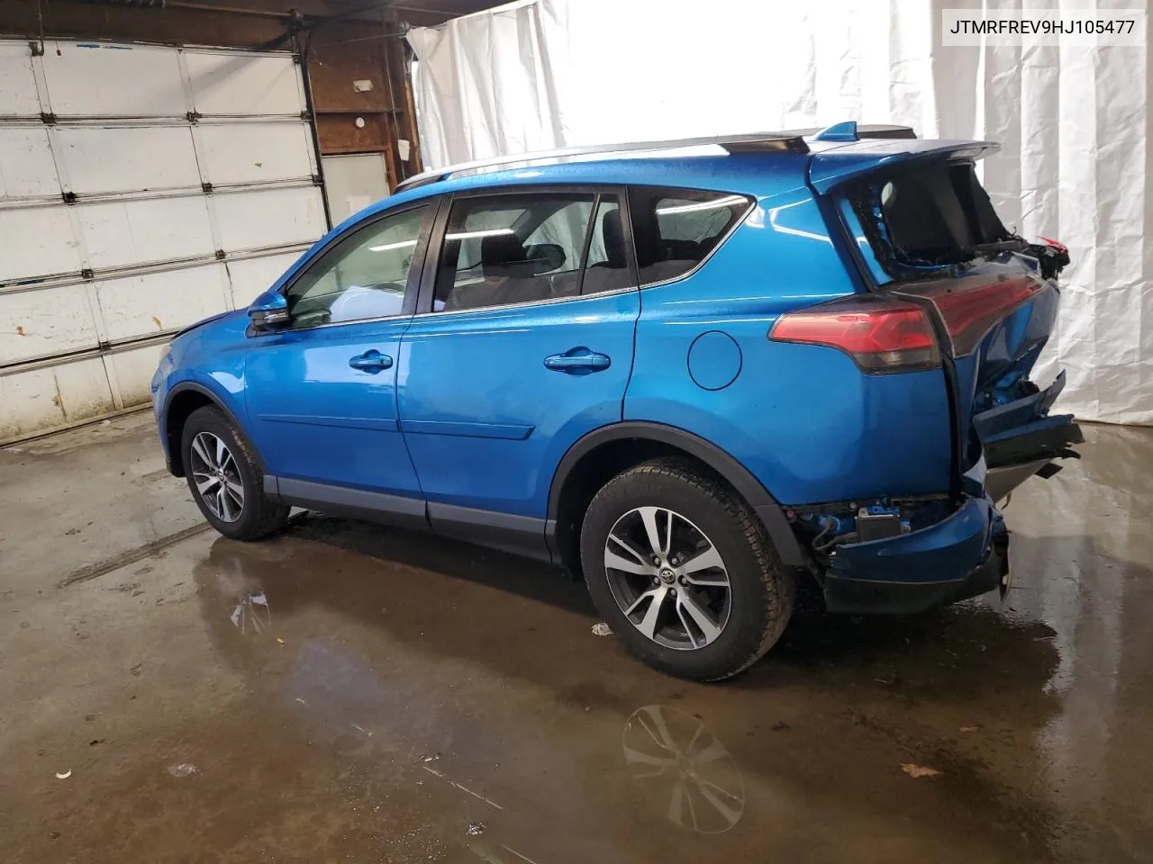 2017 Toyota Rav4 Xle VIN: JTMRFREV9HJ105477 Lot: 72570364