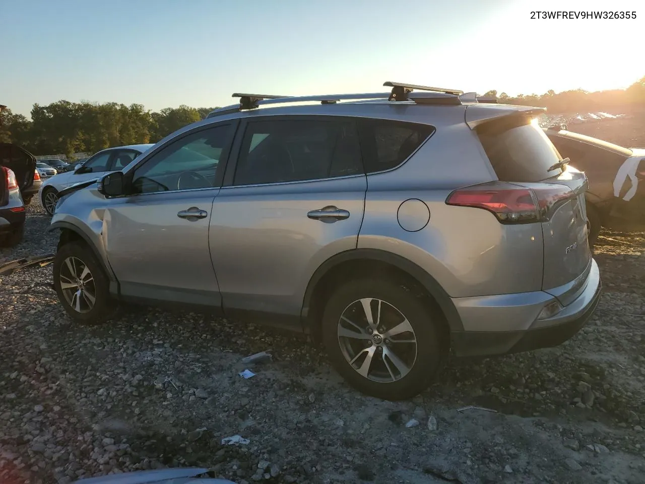 2017 Toyota Rav4 Xle VIN: 2T3WFREV9HW326355 Lot: 72745634