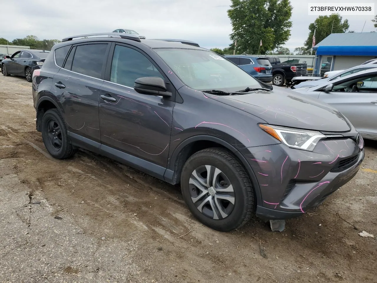 2017 Toyota Rav4 Le VIN: 2T3BFREVXHW670338 Lot: 72816214