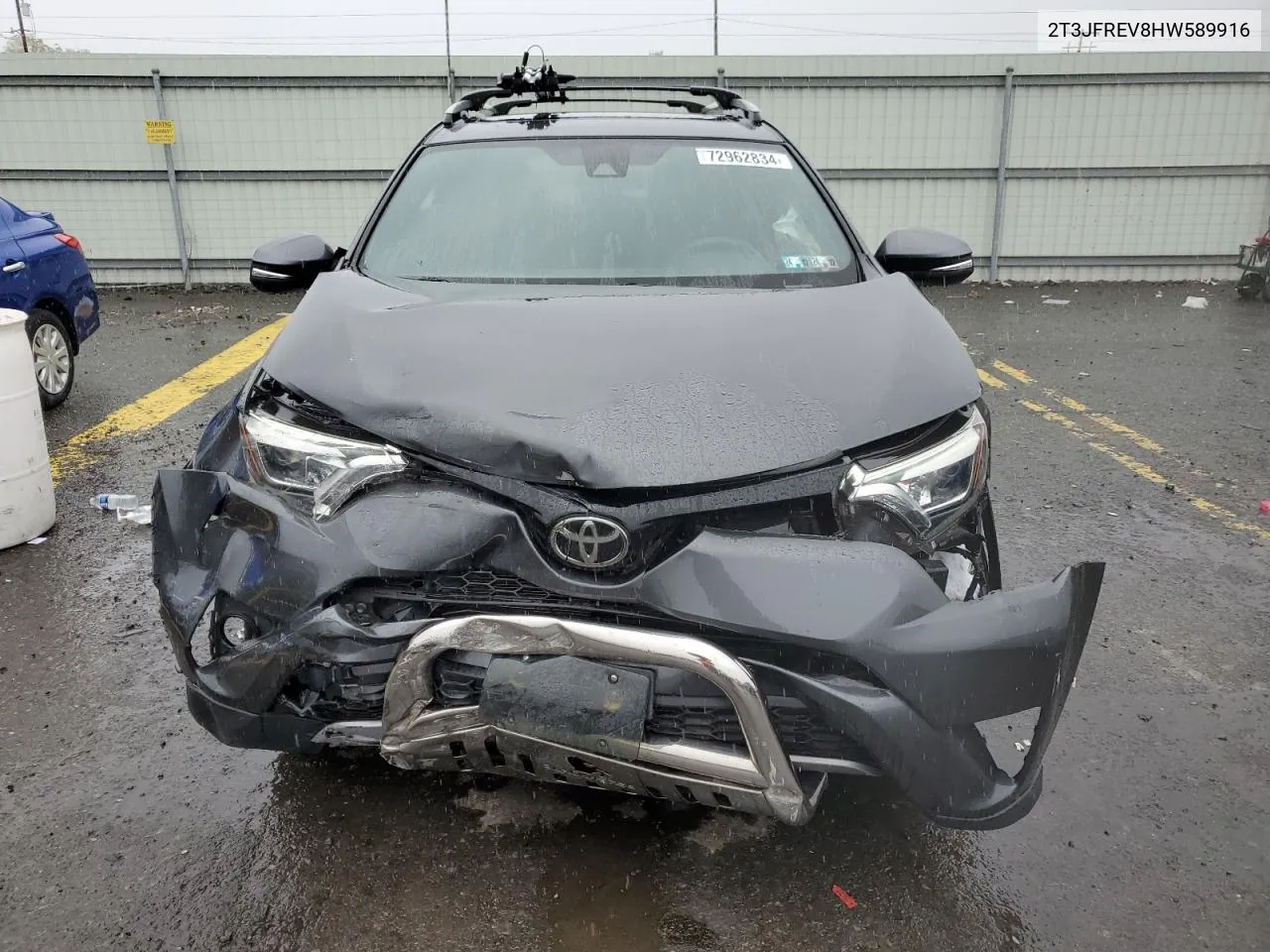 2T3JFREV8HW589916 2017 Toyota Rav4 Se