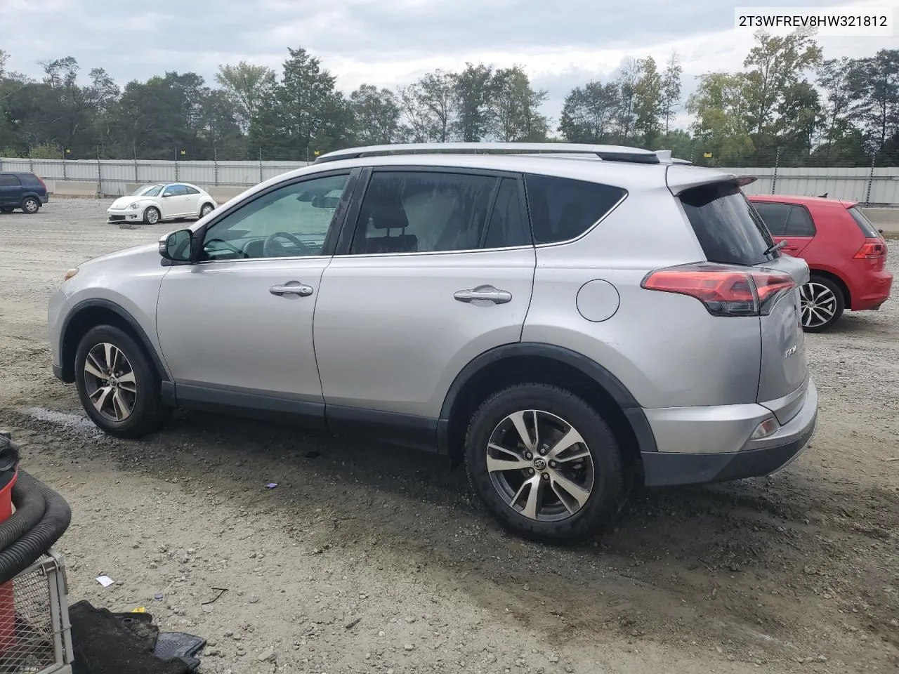 2017 Toyota Rav4 Xle VIN: 2T3WFREV8HW321812 Lot: 73010394