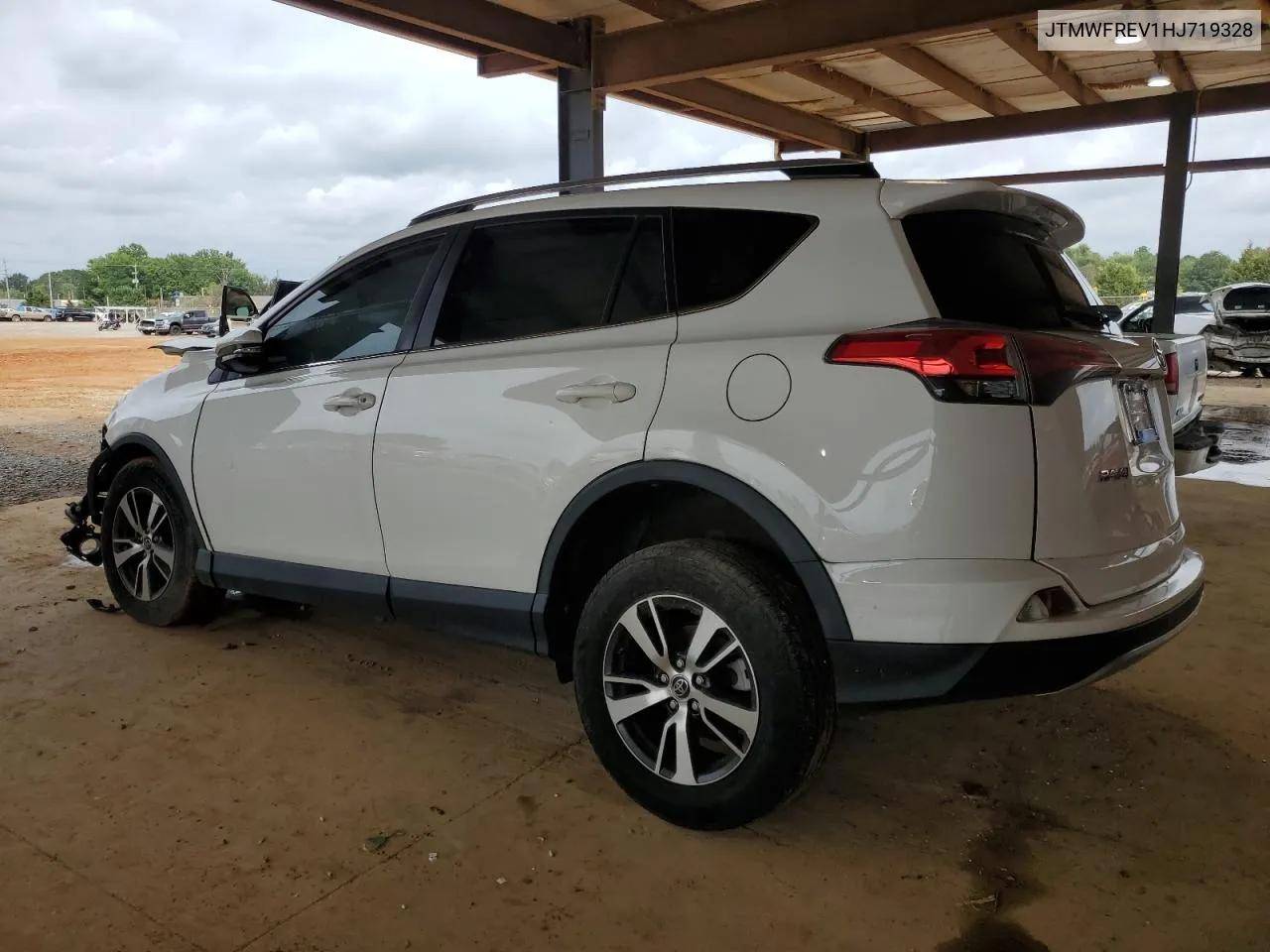 JTMWFREV1HJ719328 2017 Toyota Rav4 Xle