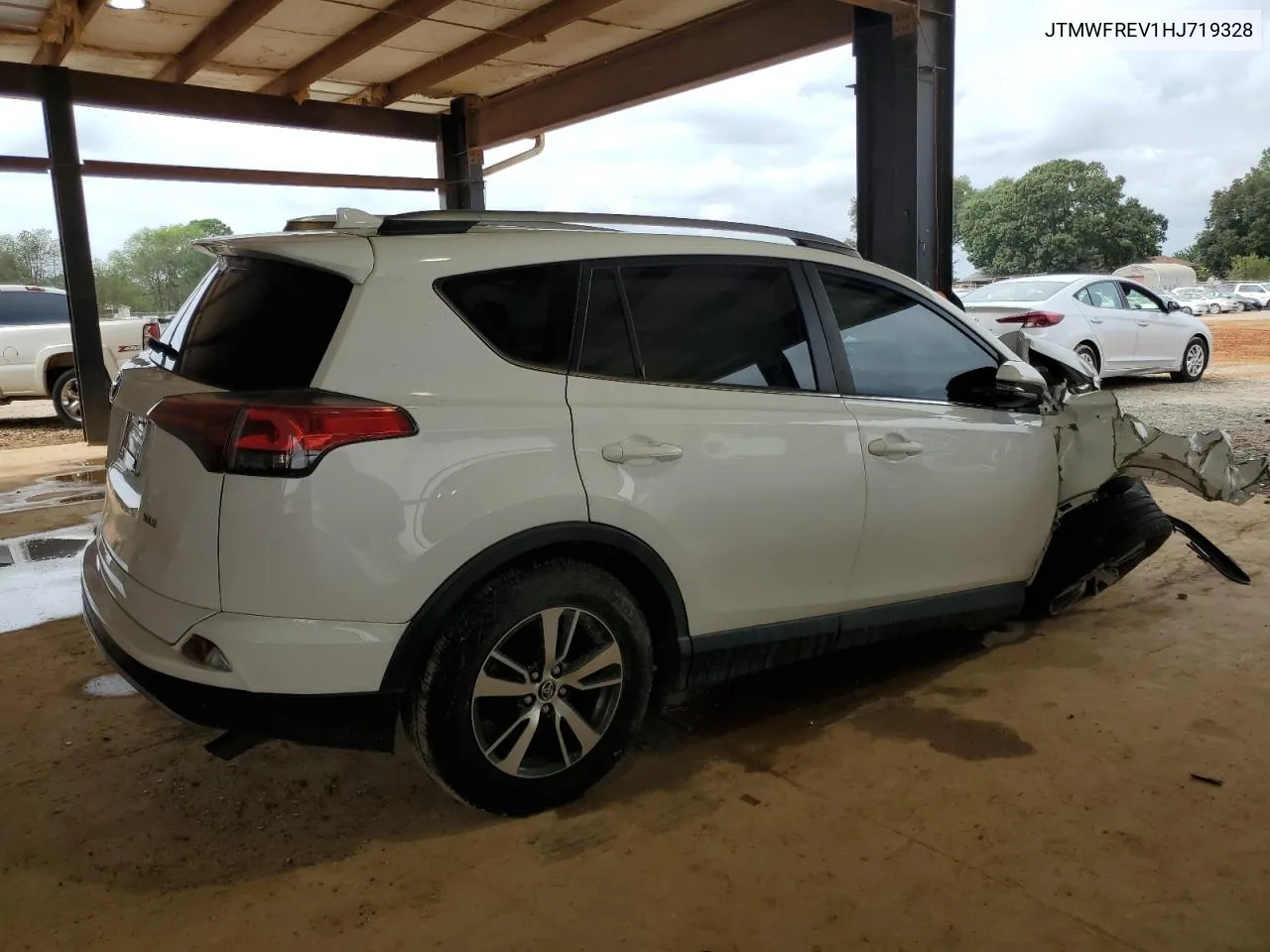 JTMWFREV1HJ719328 2017 Toyota Rav4 Xle