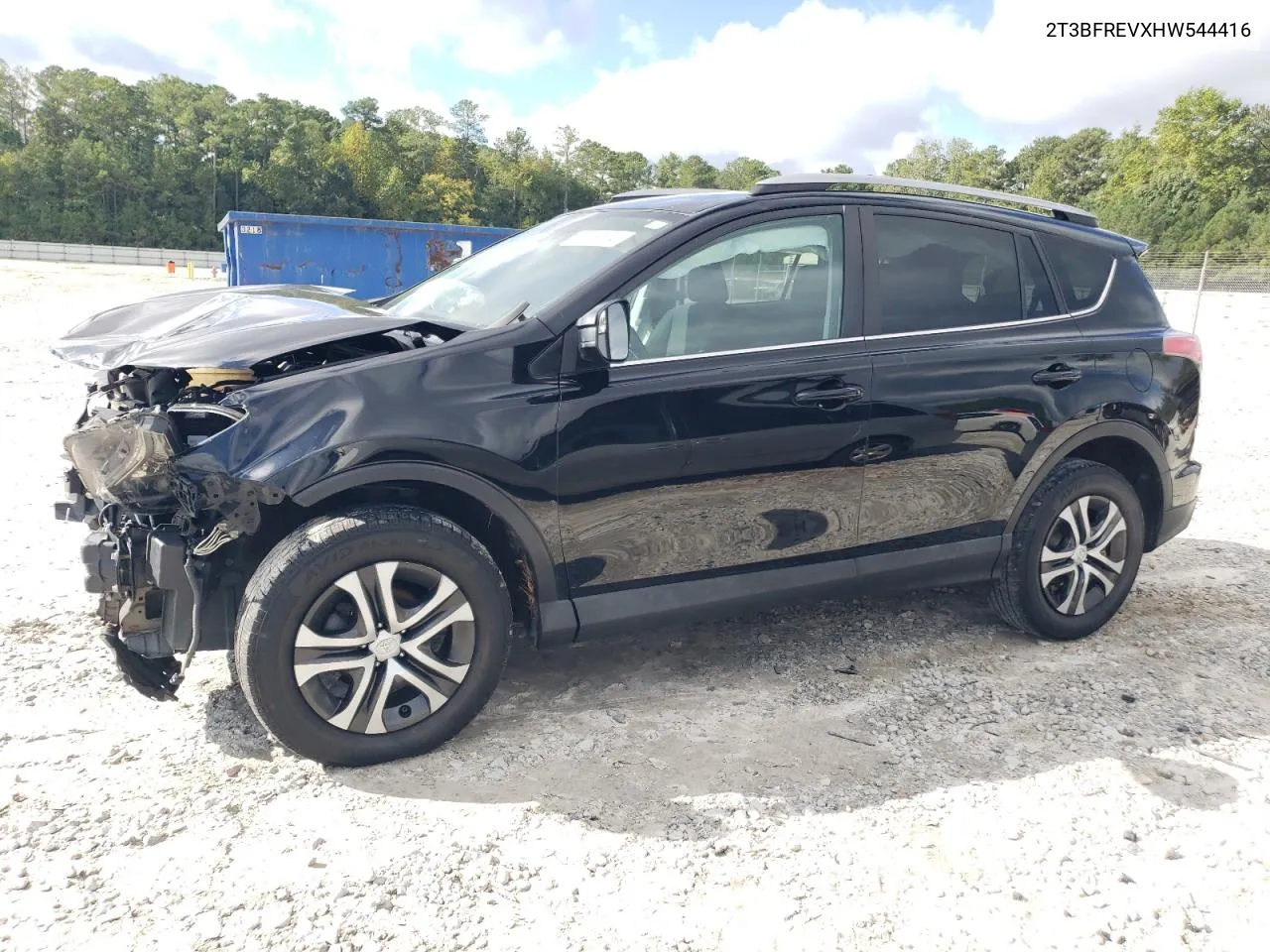 2T3BFREVXHW544416 2017 Toyota Rav4 Le