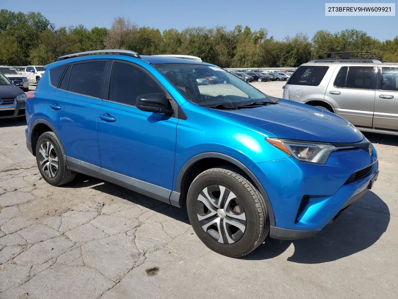 2017 Toyota Rav4 Le VIN: 2T3BFREV9HW609921 Lot: 73778374