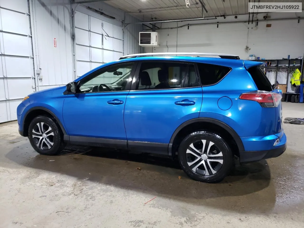 2017 Toyota Rav4 Le VIN: JTMBFREV2HJ105922 Lot: 73780574