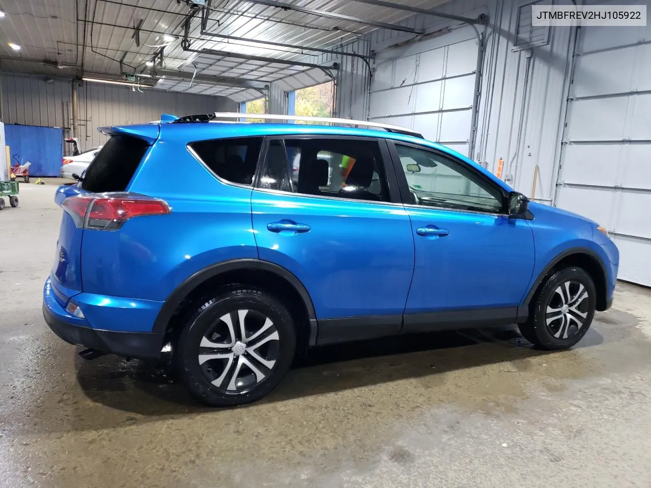 2017 Toyota Rav4 Le VIN: JTMBFREV2HJ105922 Lot: 73780574