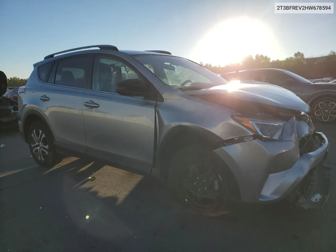 2T3BFREV2HW678594 2017 Toyota Rav4 Le