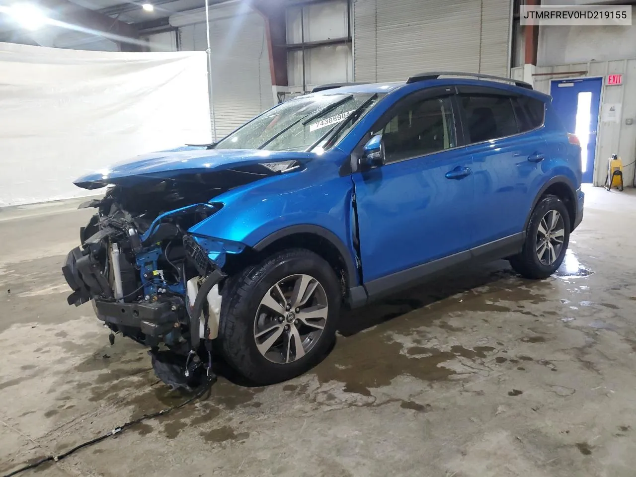 JTMRFREV0HD219155 2017 Toyota Rav4 Xle